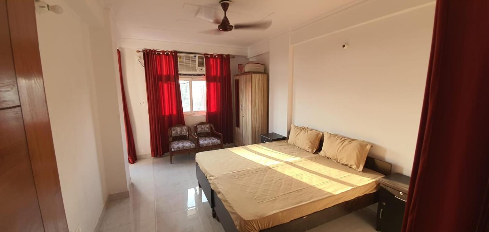 Apartment Shabnam Homes *